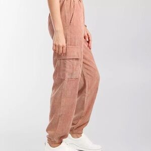 Women's Corduroy Cargo Jogger